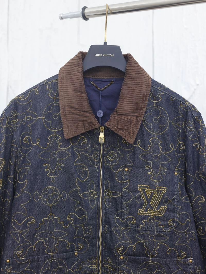 Seasonal Louis Vuitton Outwear 136824