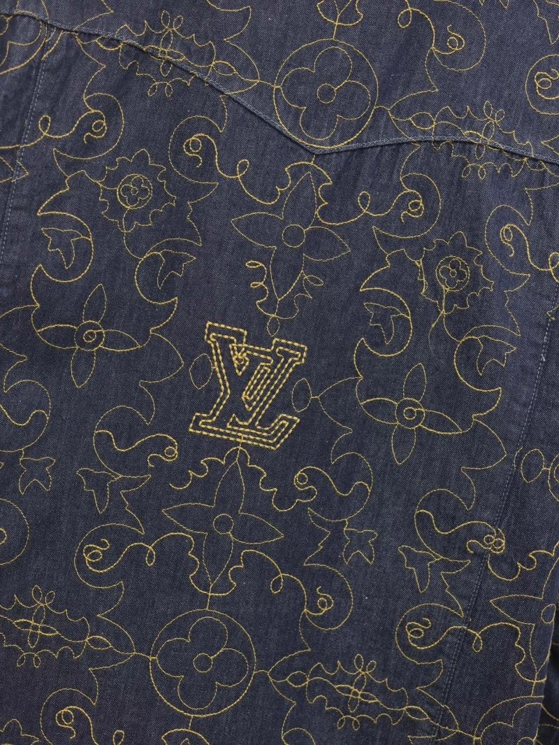 Seasonal Louis Vuitton Outwear 136824