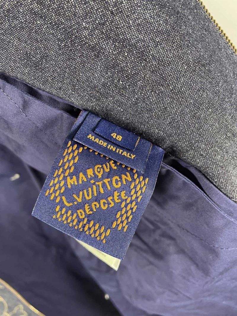 Louis Vuitton Outwear Stretchable 136821