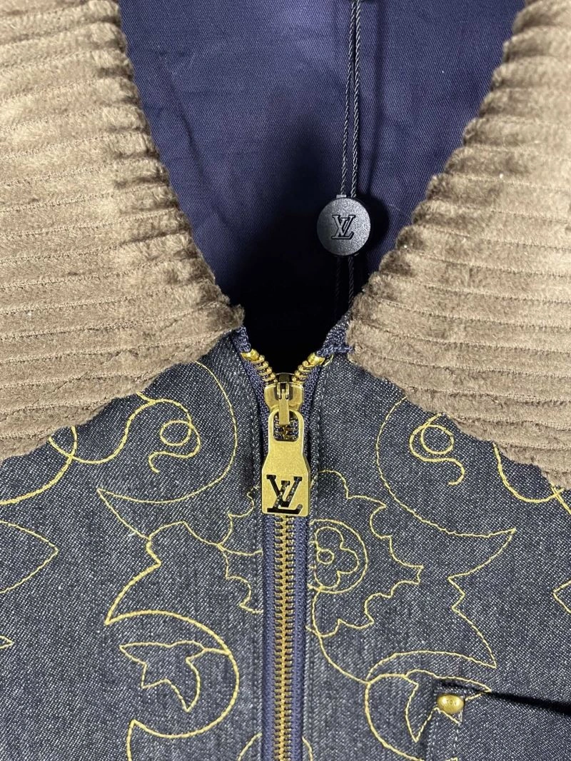 Louis Vuitton Outwear Stretchable 136821
