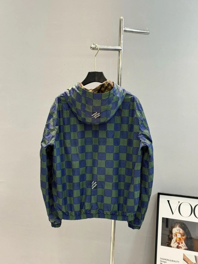 Practical Louis Vuitton Outwear 136836