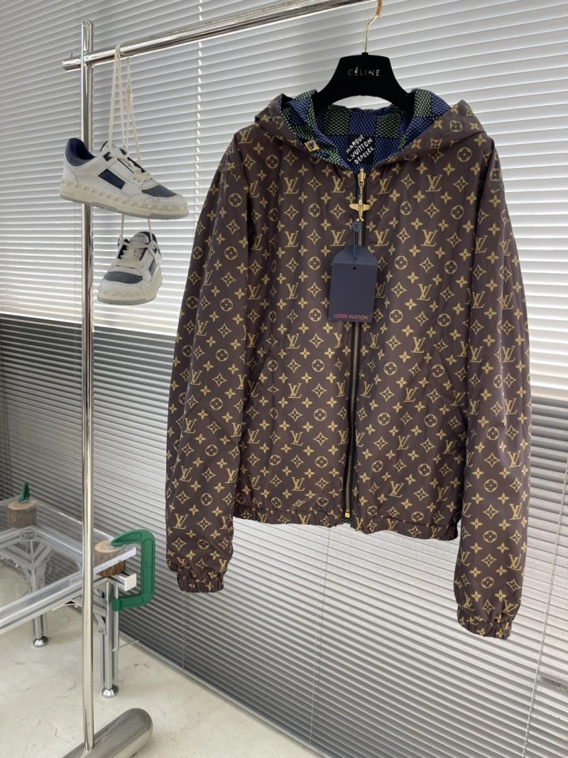 Comfortable Louis Vuitton Outwear 136832