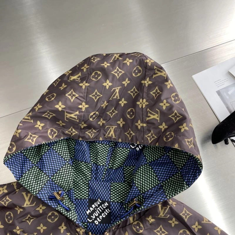 Comfortable Louis Vuitton Outwear 136832