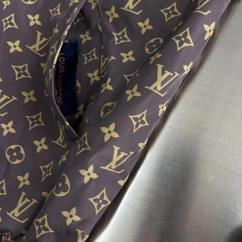 Comfortable Louis Vuitton Outwear 136832
