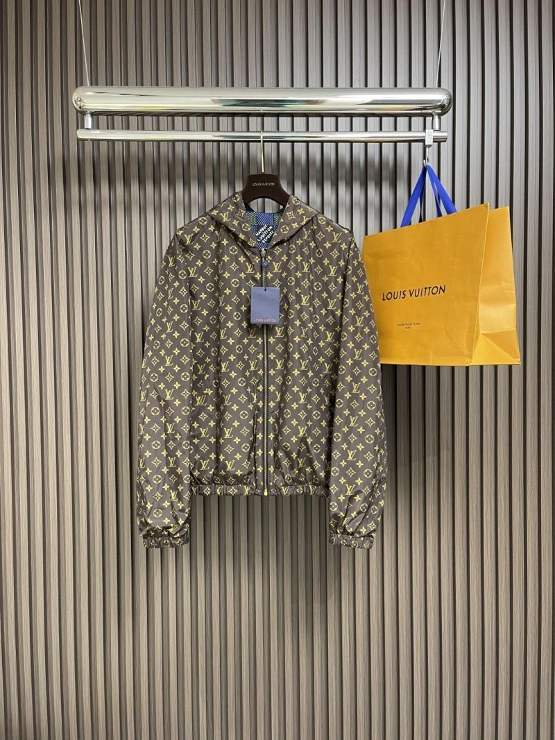 RelaxedFit Louis Vuitton Outwear 136827