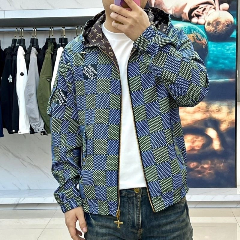 Tailored Louis Vuitton Outwear 136833