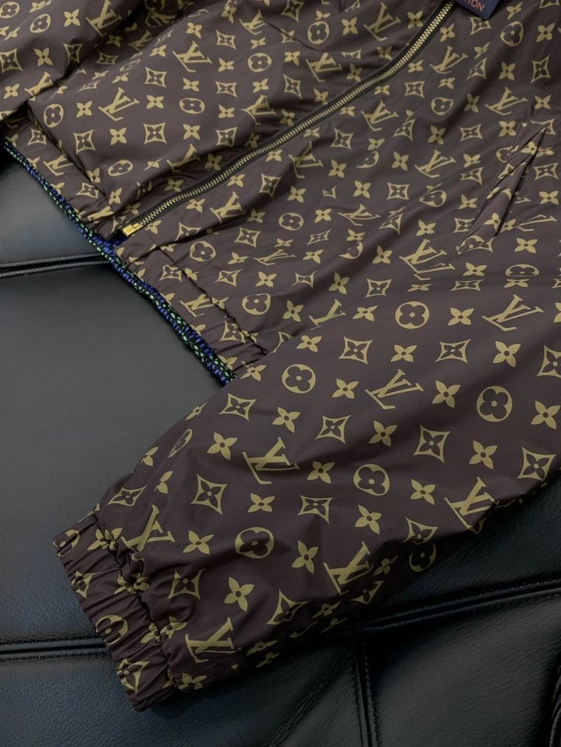 TravelReady Louis Vuitton Outwear 136811