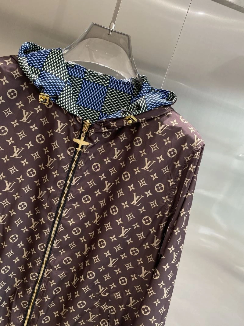 Trendy Louis Vuitton Outwear 136814