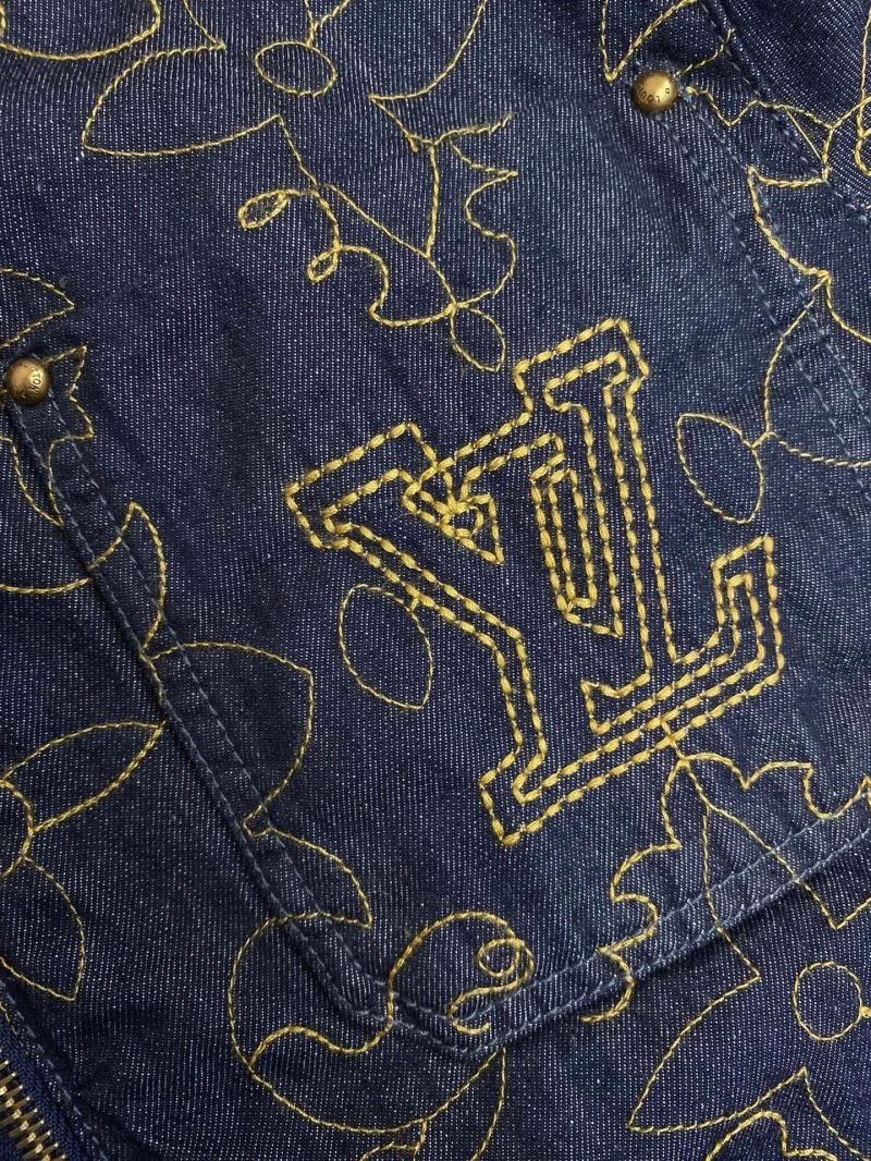 Comfortable Louis Vuitton Outwear 136813