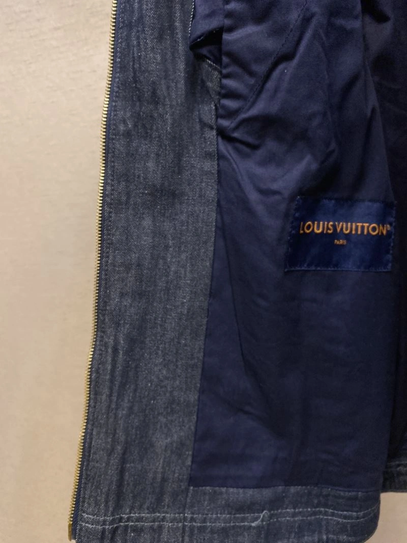Comfortable Louis Vuitton Outwear 136813