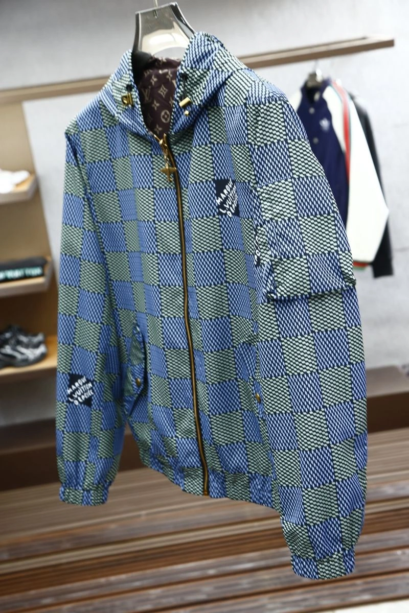 DailyWear Louis Vuitton Outwear 136807