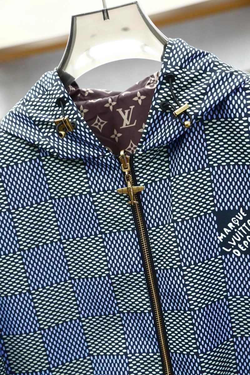 DailyWear Louis Vuitton Outwear 136807