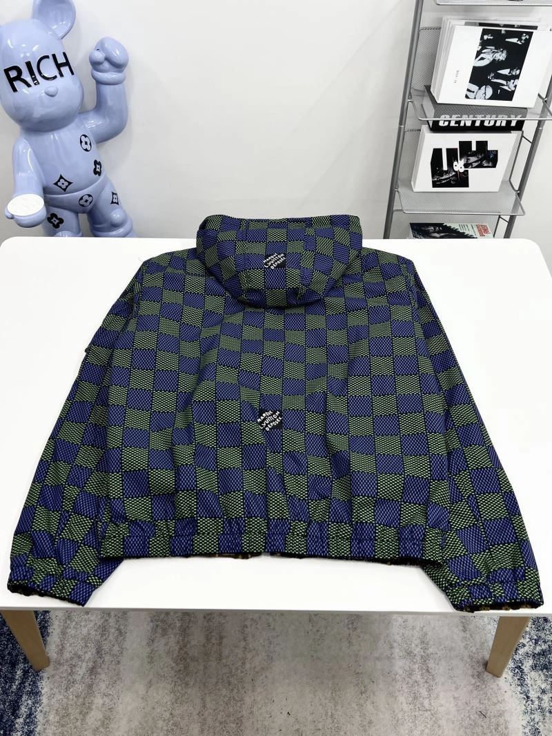 Premium Louis Vuitton Outwear 136805