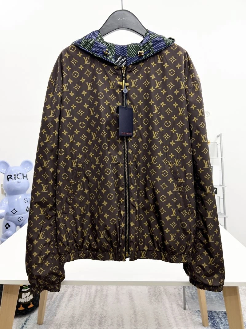 Louis Vuitton Outwear MoistureWicking 136803