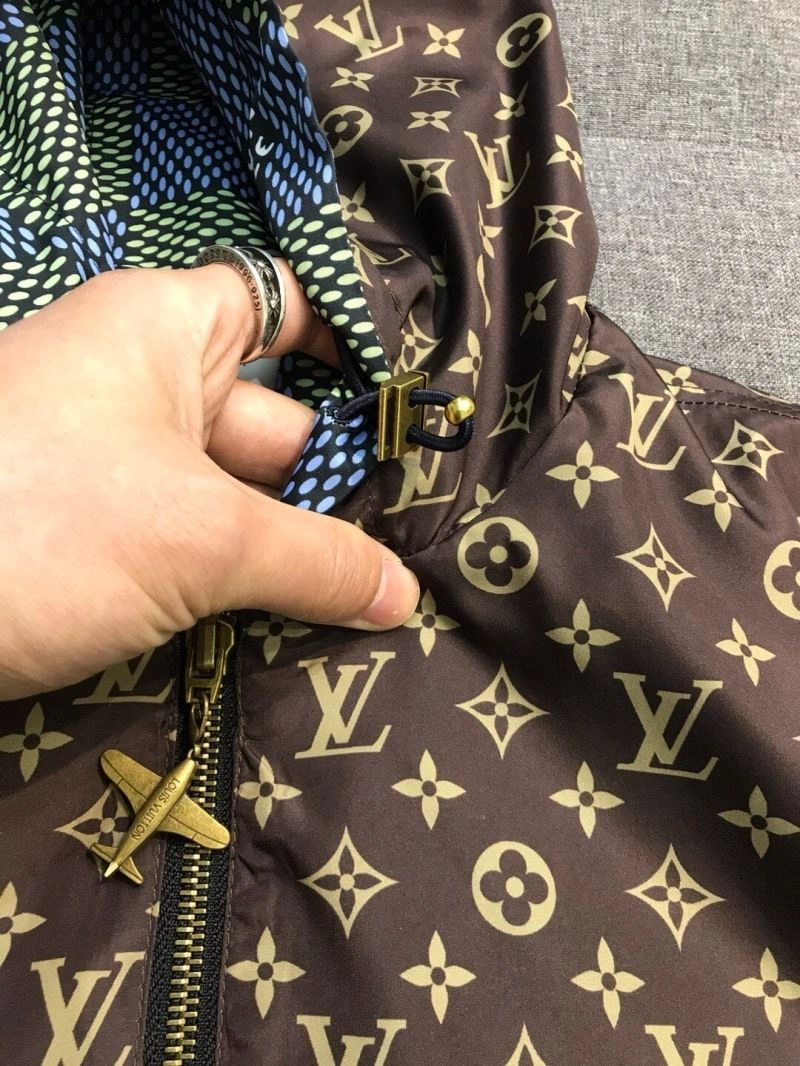 Louis Vuitton Outwear ZipUp 136802