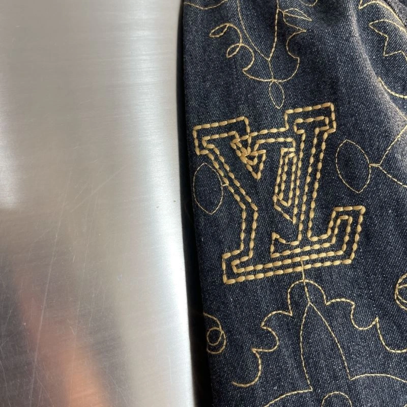 Louis Vuitton Outwear Stretchable 136797