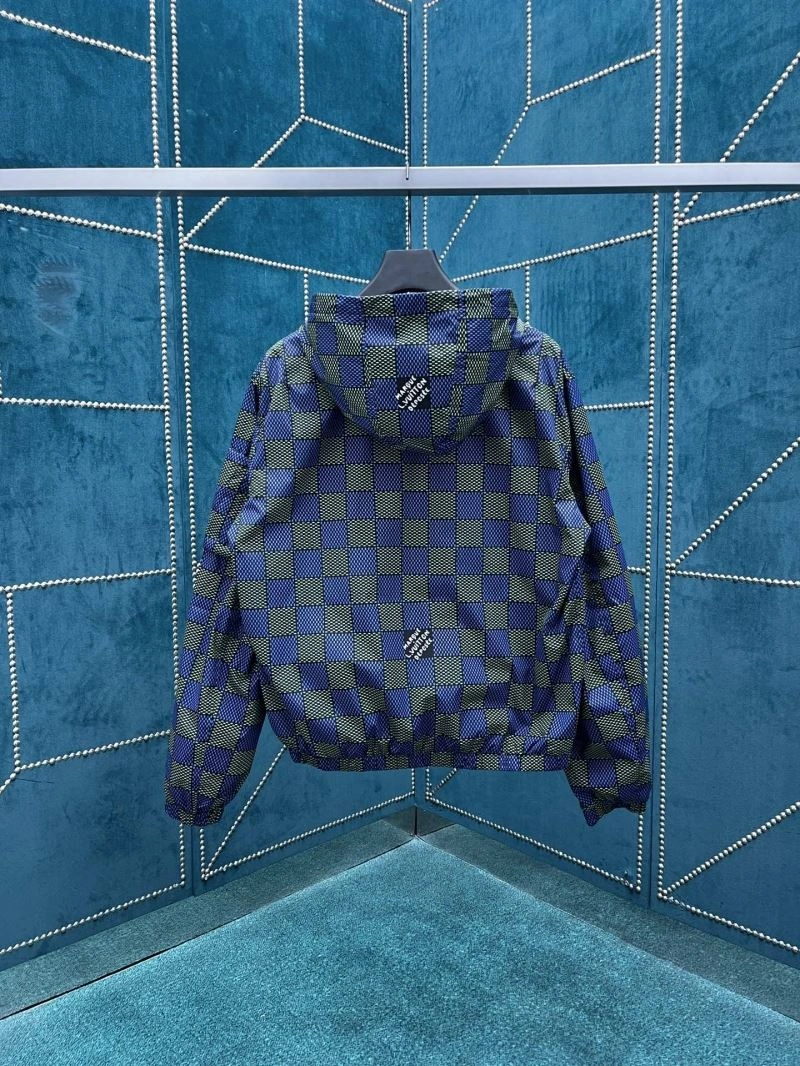 TopPick Louis Vuitton Outwear 136800
