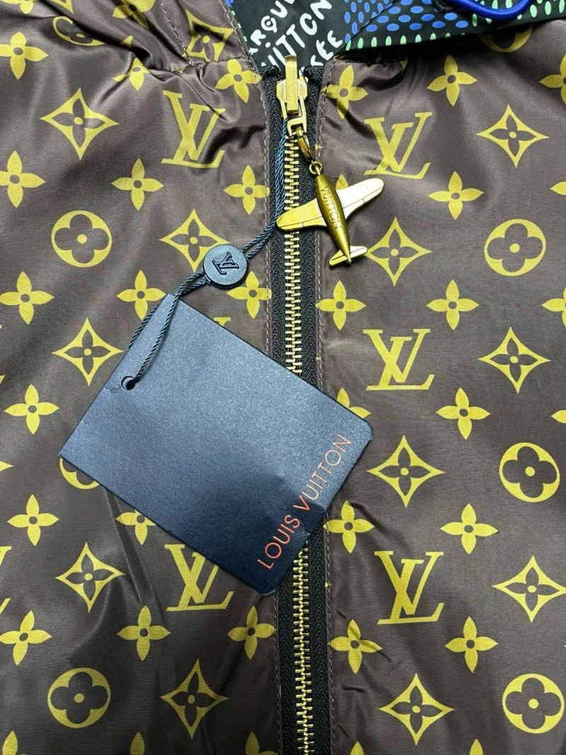TopPick Louis Vuitton Outwear 136800