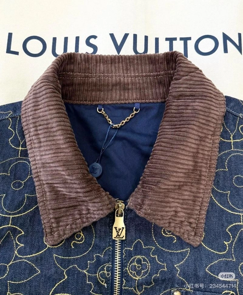 UrbanChic Louis Vuitton Outwear 136798