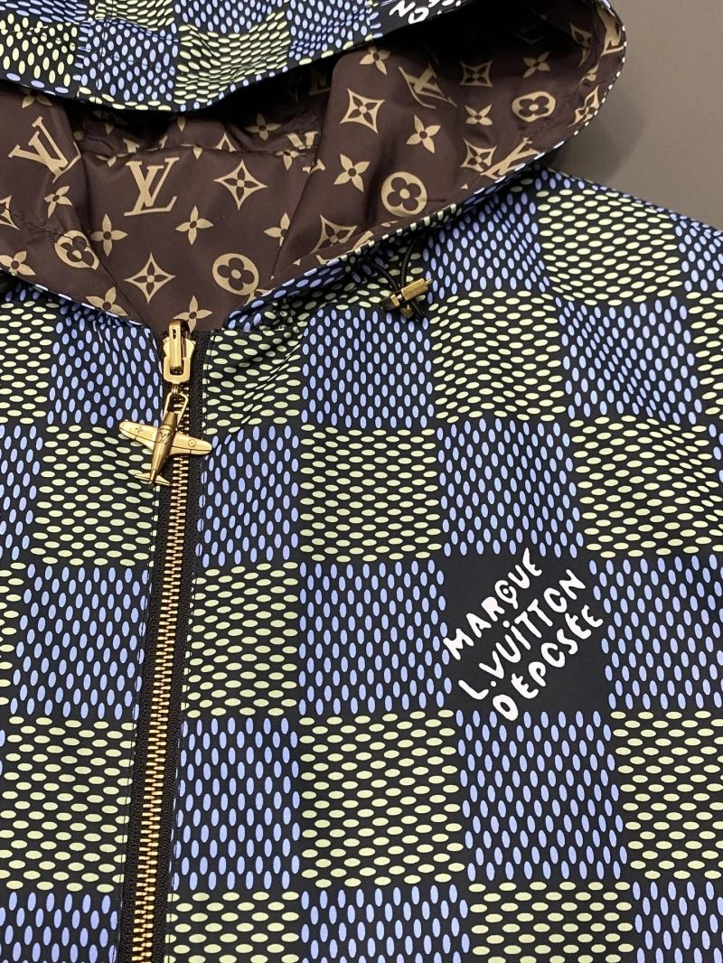 AllSeason Louis Vuitton Outwear 136788