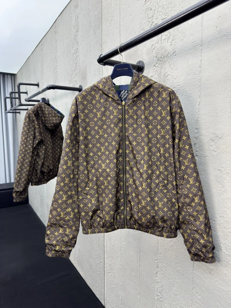 Louis Vuitton Outwear Reliable 136790