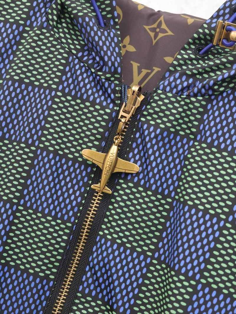 QuickDry Louis Vuitton Outwear 136780