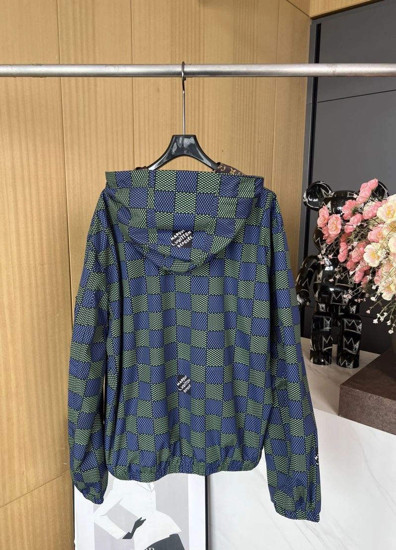 Louis Vuitton Outwear Bold 136775