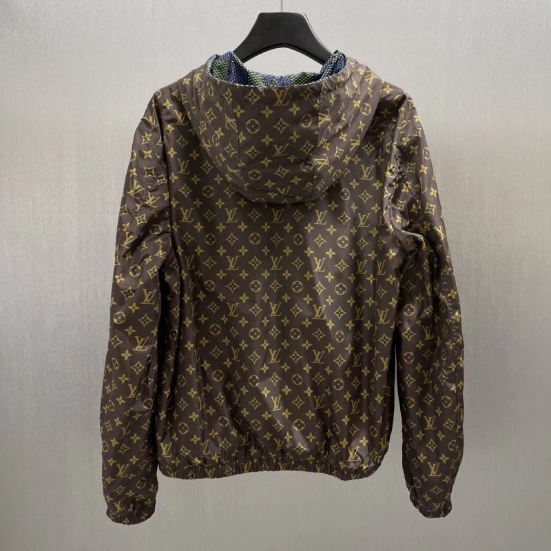 Fashionable Louis Vuitton Outwear 136779