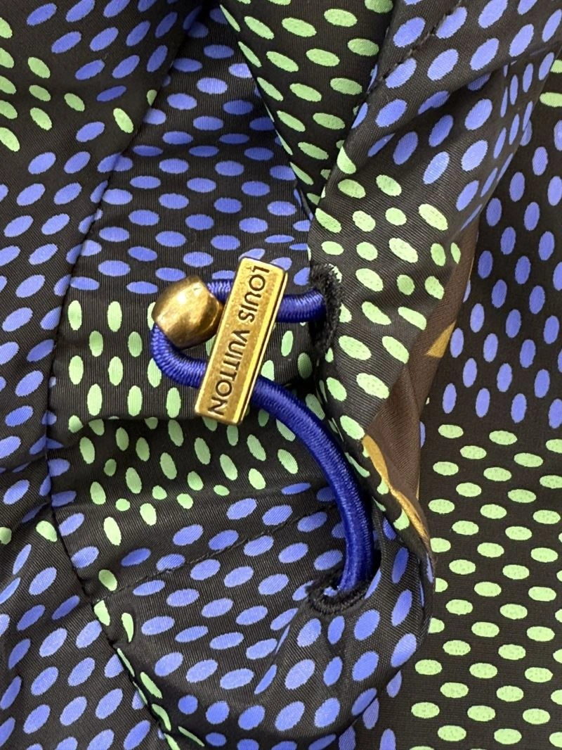 ZipUp Louis Vuitton Outwear 136777