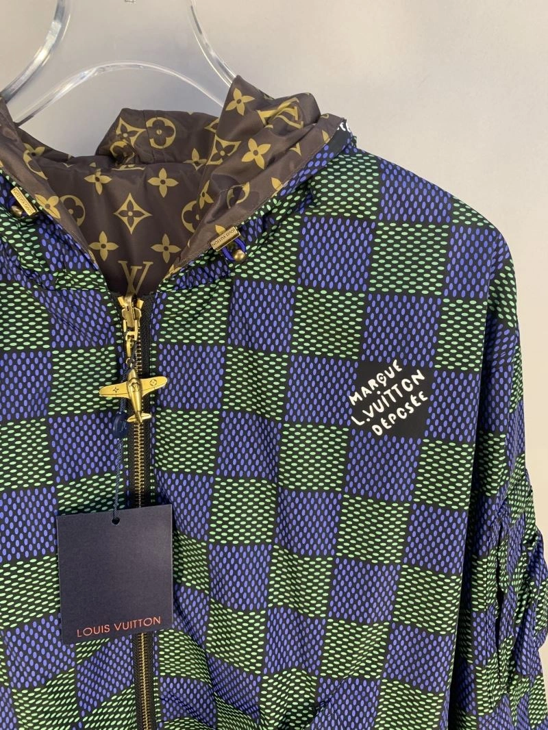 Trendy Louis Vuitton Outwear 136774