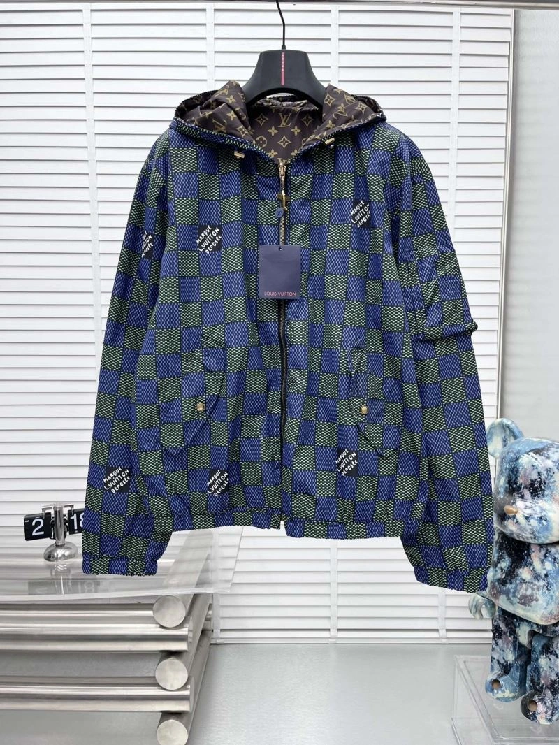EasyCare Louis Vuitton Outwear 136769