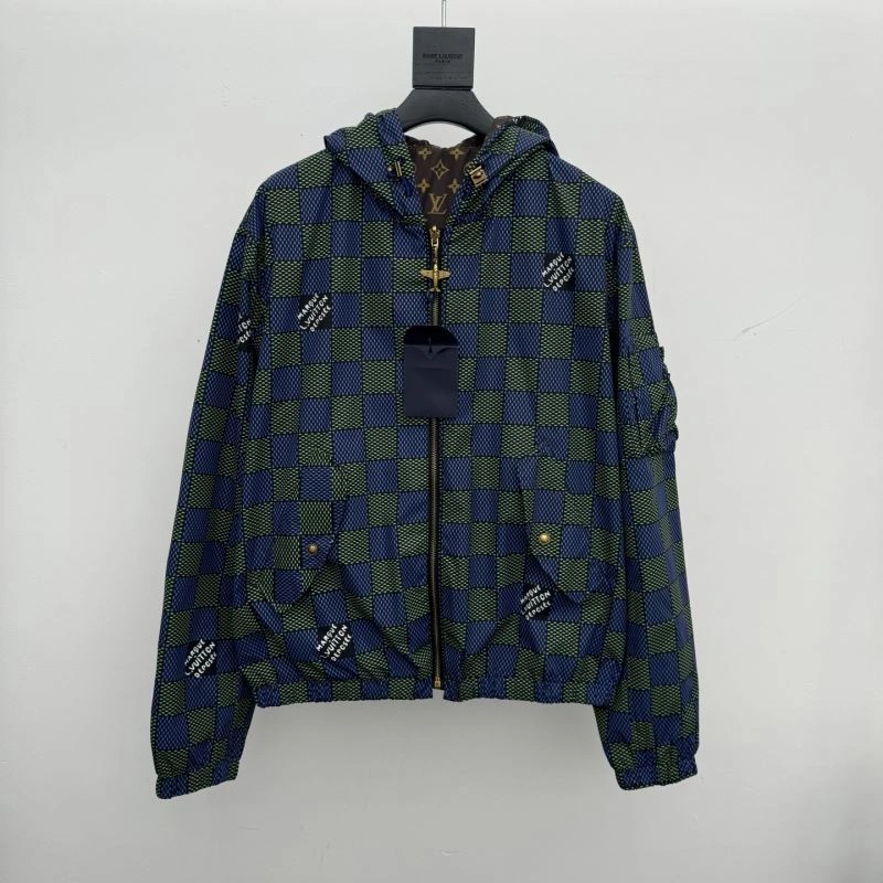 StreetReady Louis Vuitton Outwear 136770