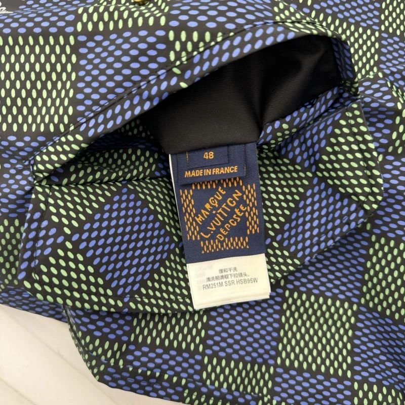 StreetReady Louis Vuitton Outwear 136770