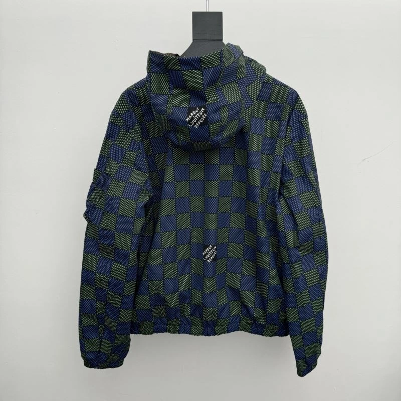 StreetReady Louis Vuitton Outwear 136770