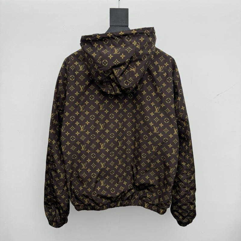 StreetReady Louis Vuitton Outwear 136770