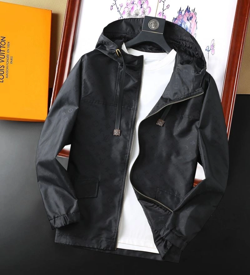 Louis Vuitton Outwear UrbanChic 136766