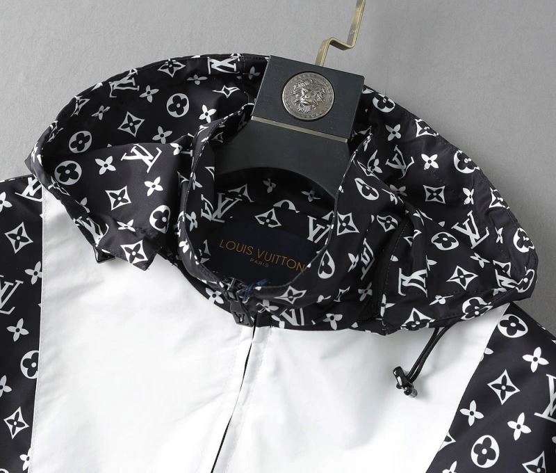 Louis Vuitton Outwear Comfortable 136771