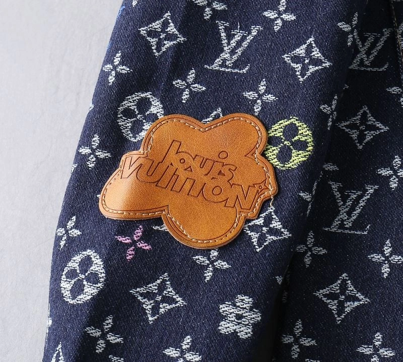 Louis Vuitton Outwear ZipUp 136762