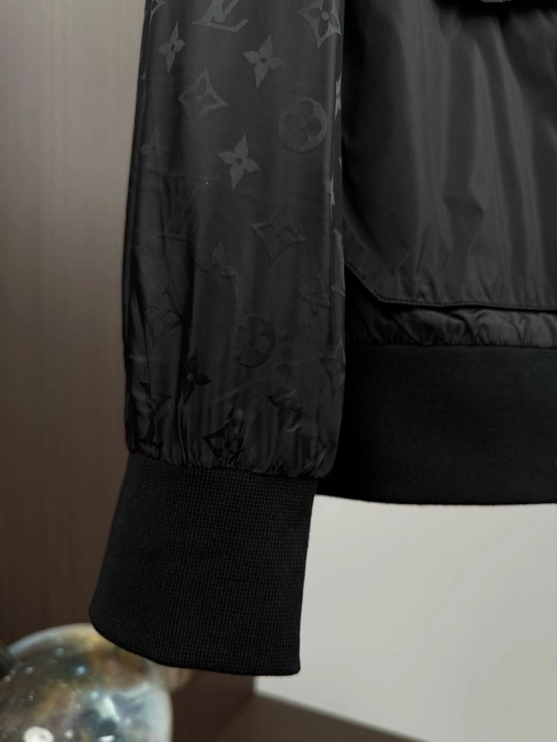 Louis Vuitton Outwear Affordable 136760