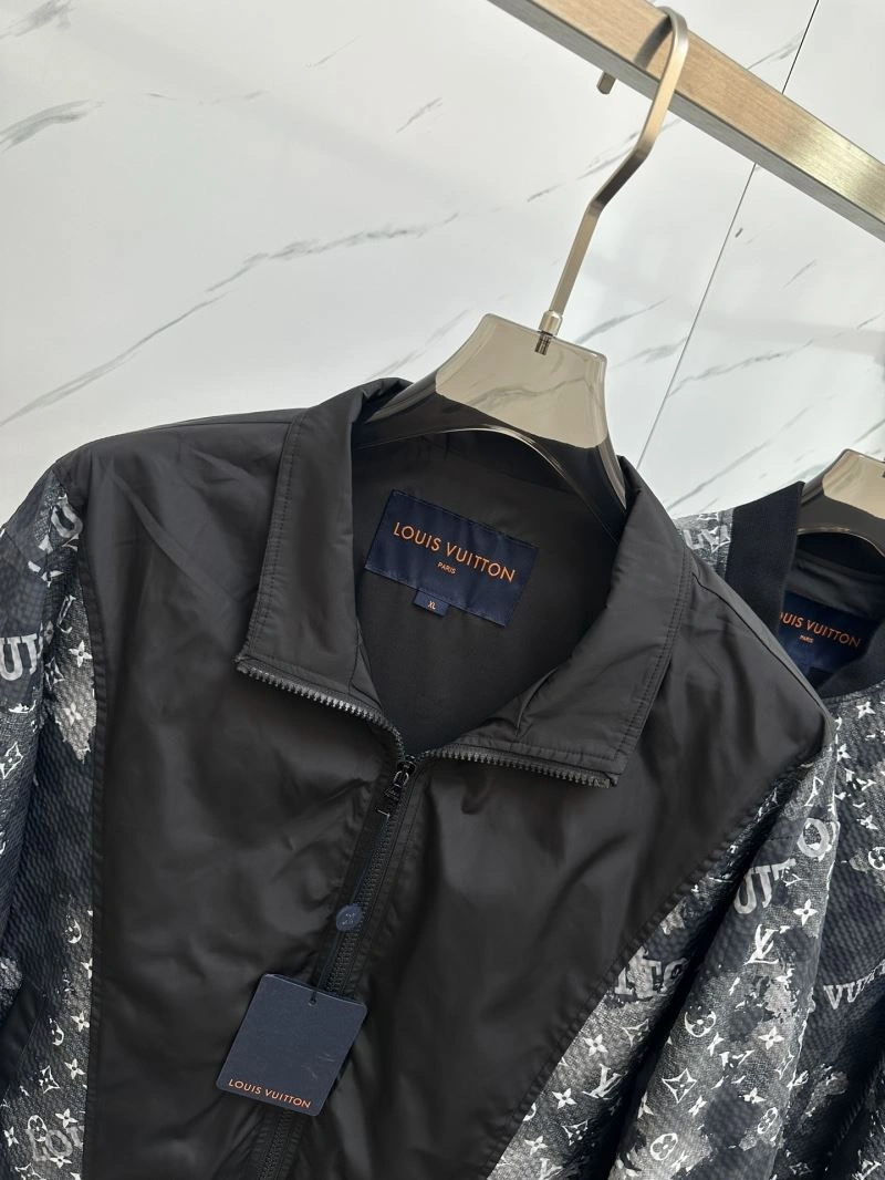 Louis Vuitton Outwear Trendsetting 136753
