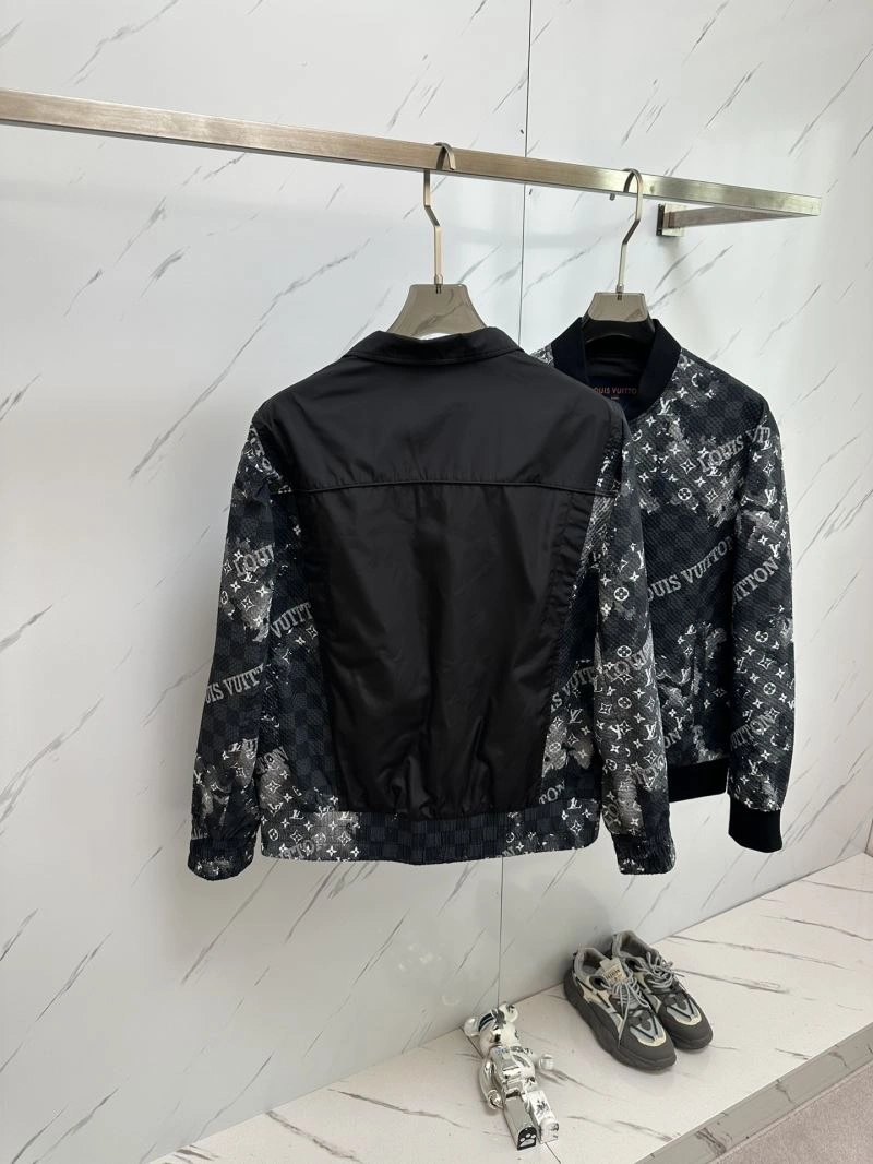 Louis Vuitton Outwear Trendsetting 136753
