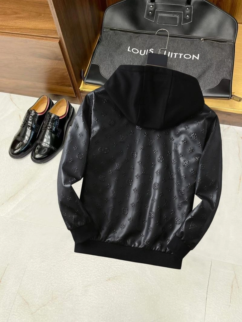 Fashionable Louis Vuitton Outwear 136738