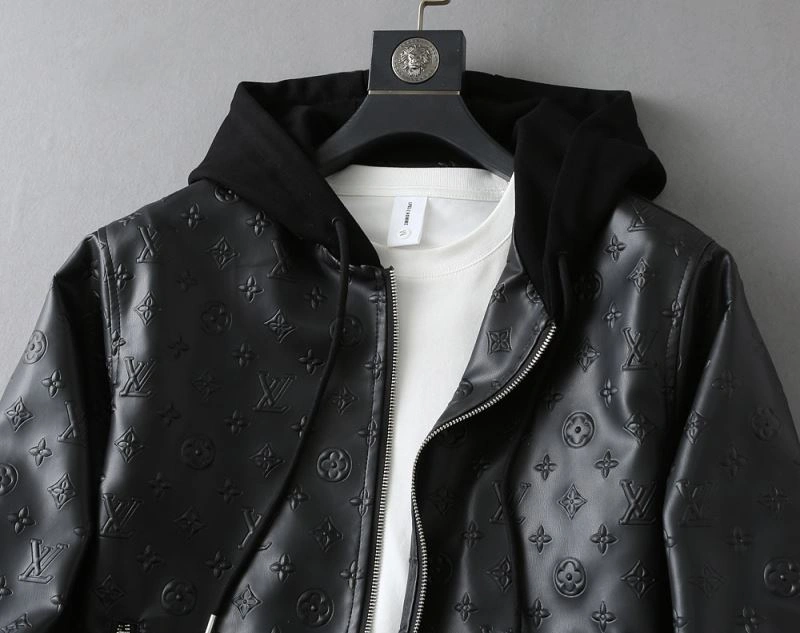 Fashionable Louis Vuitton Outwear 136738