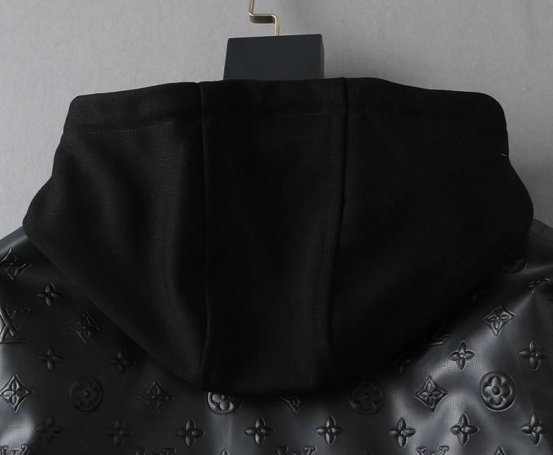 Fashionable Louis Vuitton Outwear 136738