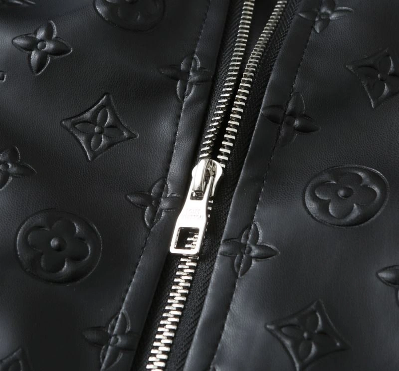 Fashionable Louis Vuitton Outwear 136738
