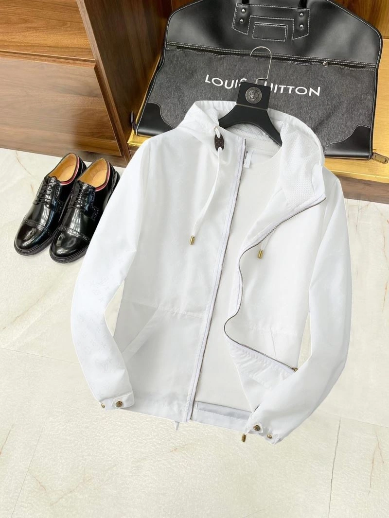 Louis Vuitton Outwear TravelReady 136745