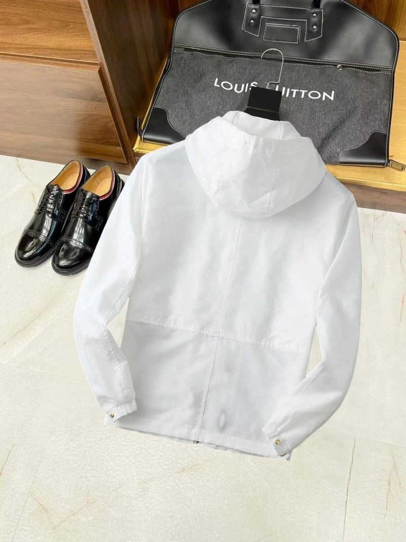 Louis Vuitton Outwear TravelReady 136745