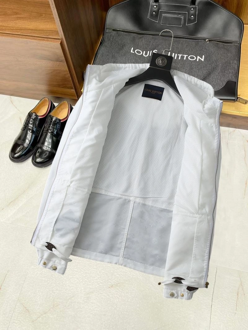 Louis Vuitton Outwear TravelReady 136745