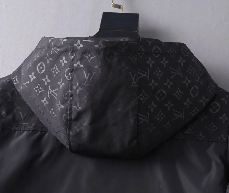 Trendsetting Louis Vuitton Outwear 136743