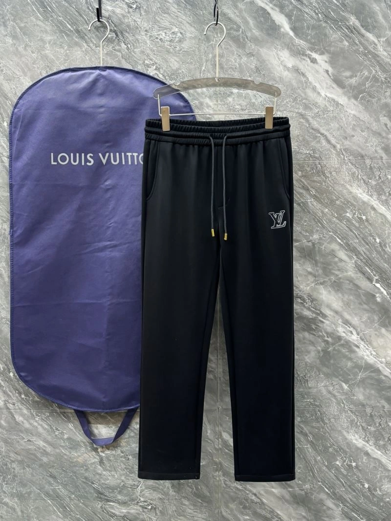 Lightweight Louis Vuitton Outwear 136748